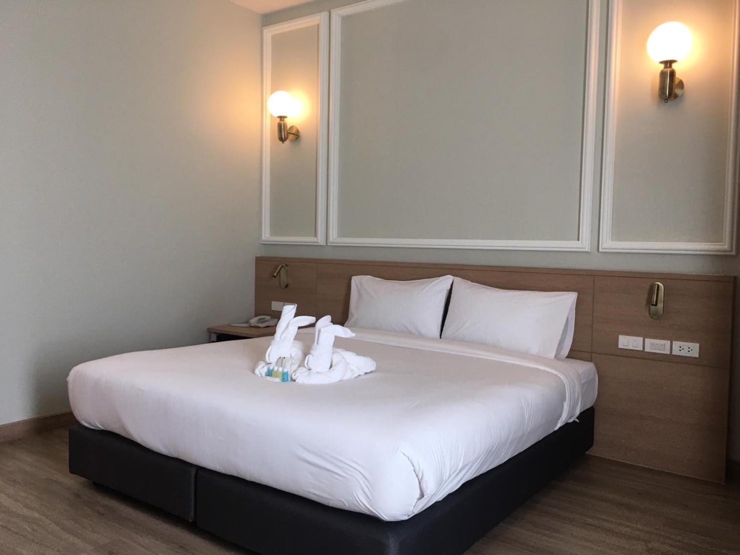Mayflower Grande Suite Hotel Phitsanulok Eksteriør bilde