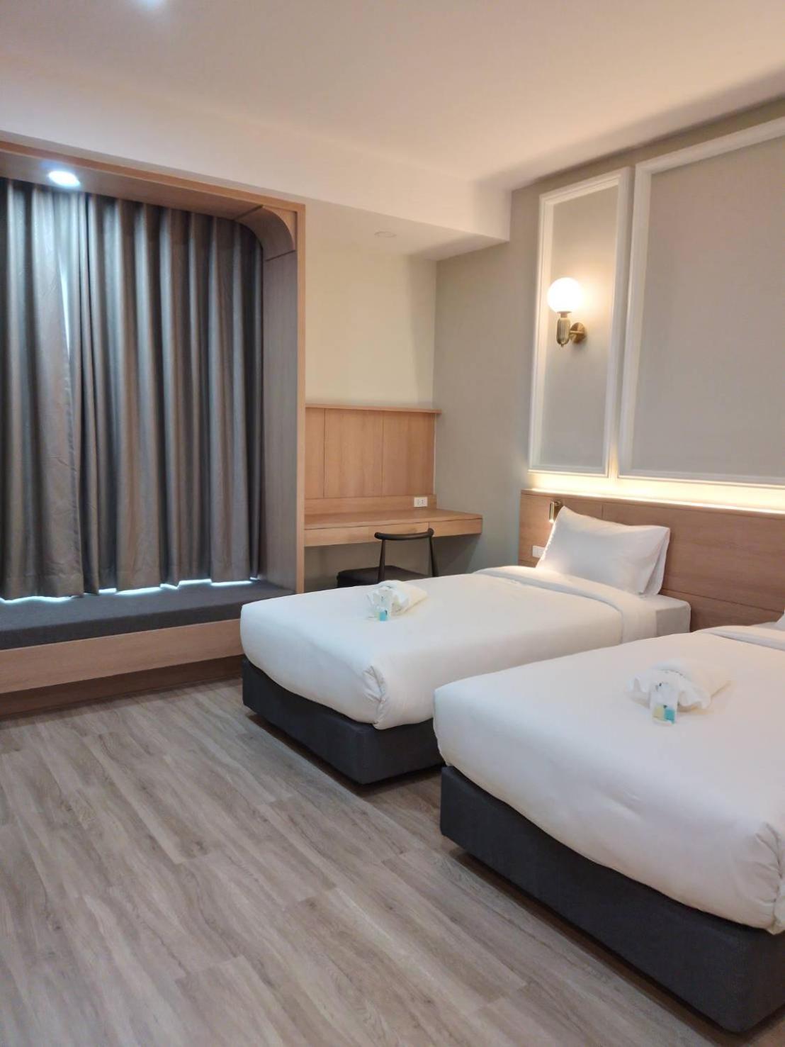 Mayflower Grande Suite Hotel Phitsanulok Eksteriør bilde
