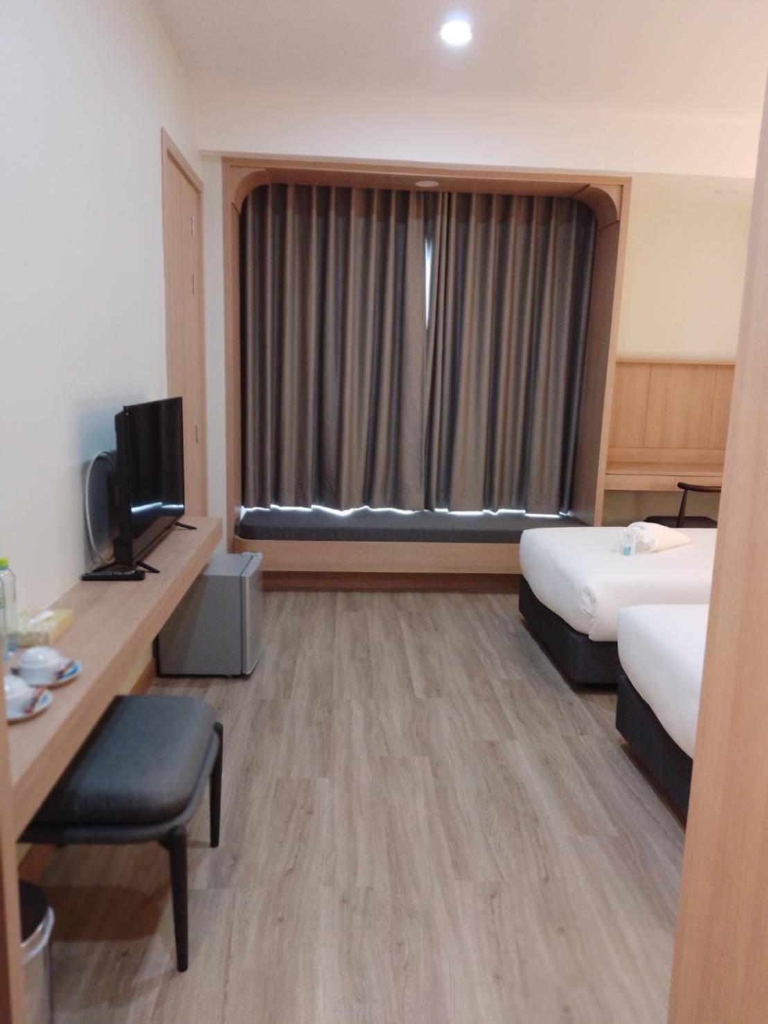 Mayflower Grande Suite Hotel Phitsanulok Eksteriør bilde